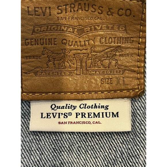 Levi's Men SZ XL Jacket Distressed Premium Trucker Denim BIG E Red Tag - Picture 9 of 10